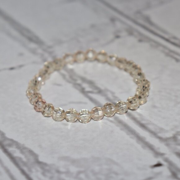 Beautiful lightweight cognac crystal beaded bracelet 7" NWOT - Picture 2 of 5